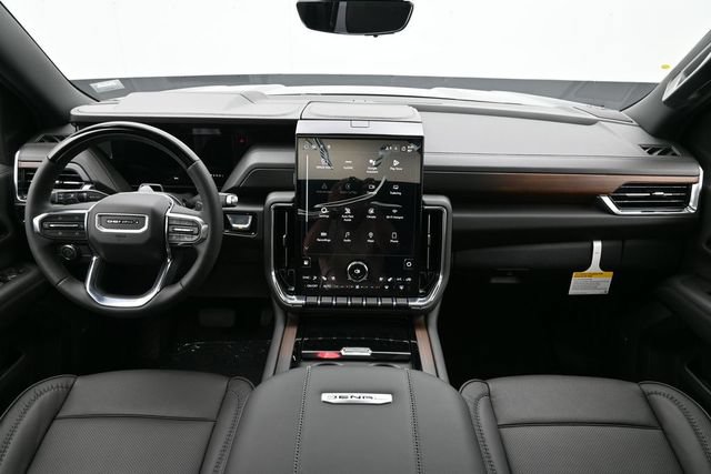 New 2026 GMC Yukon XL Denali w/ Denali Reserve Package AWD/4WD image 12