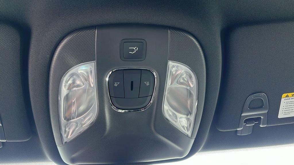 New 2026 Jeep Compass Latitude AWD/4WD image 17