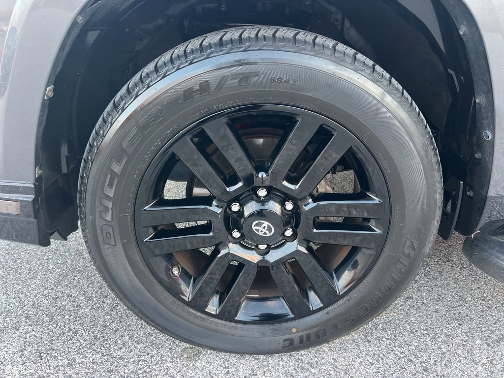 Used 2020 Toyota 4Runner Nightshade image 15