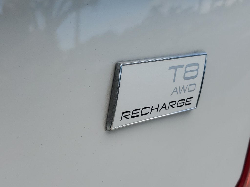 Certified 2024 Volvo XC90 T8 Plus w/ Protection Package Premier AWD/4WD image 8