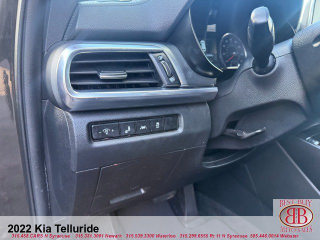 Used 2022 Kia Telluride S AWD/4WD image 18
