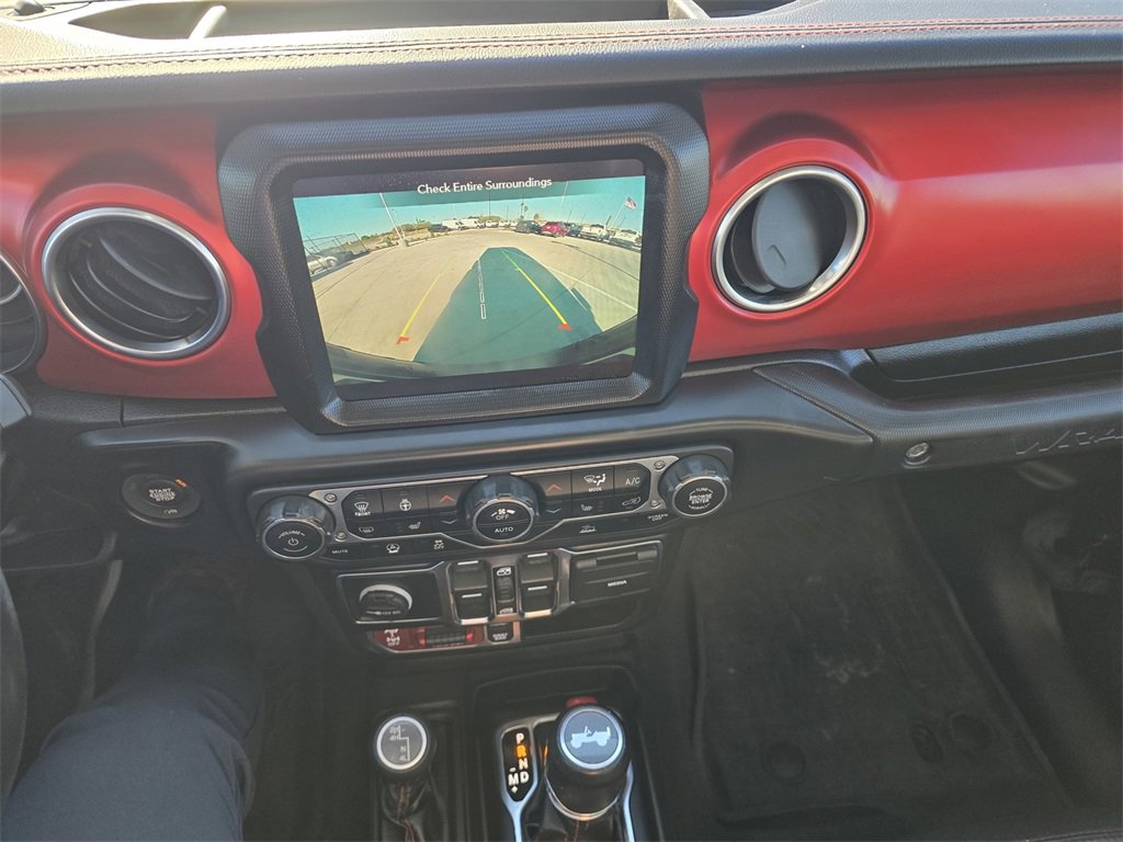 Used 2022 Jeep Wrangler Unlimited Rubicon w/ Cold Weather Group image 23