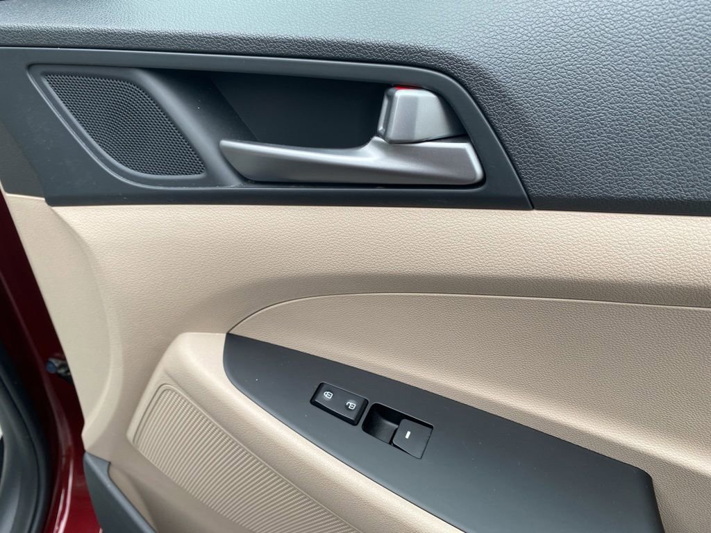 Used 2016 Hyundai Tucson SE FWD image 12