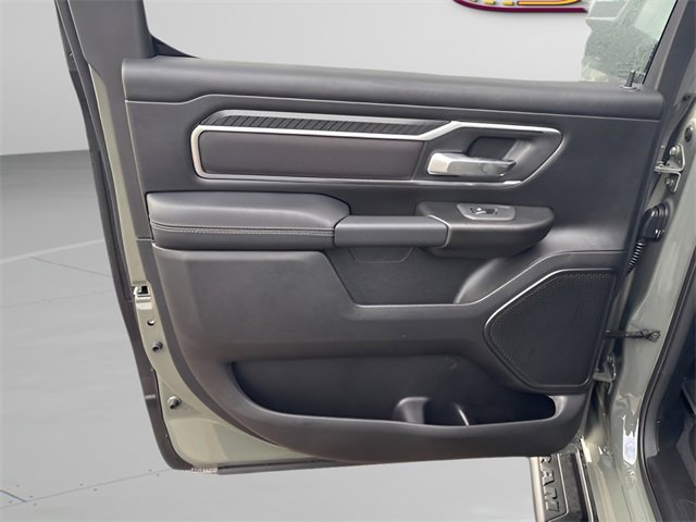 New 2026 RAM 1500 4x4 Crew Cab image 17