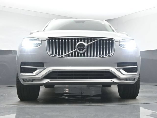 Used 2024 Volvo XC90 B6 Plus w/ Protection Package Premier AWD/4WD image 11