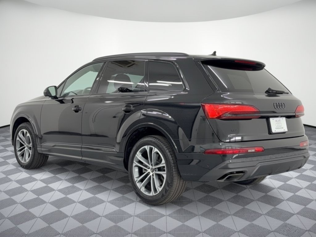 Used 2026 Audi Q7 2.0T Premium w/ Convenience Plus Package AWD/4WD image 3