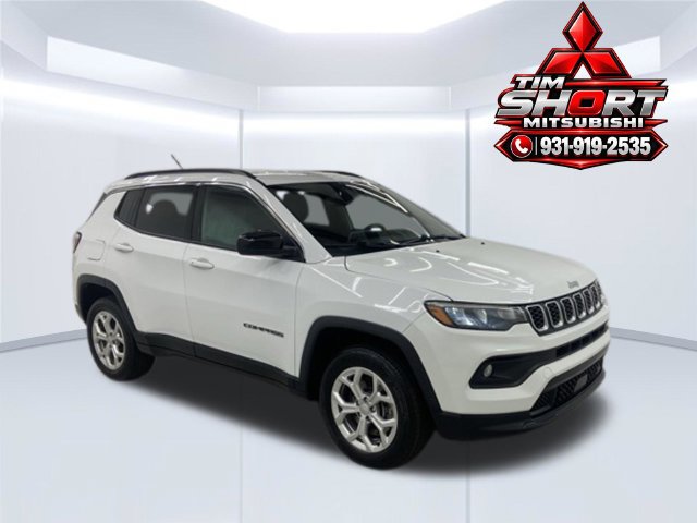Used 2024 Jeep Compass Latitude AWD/4WD image 1