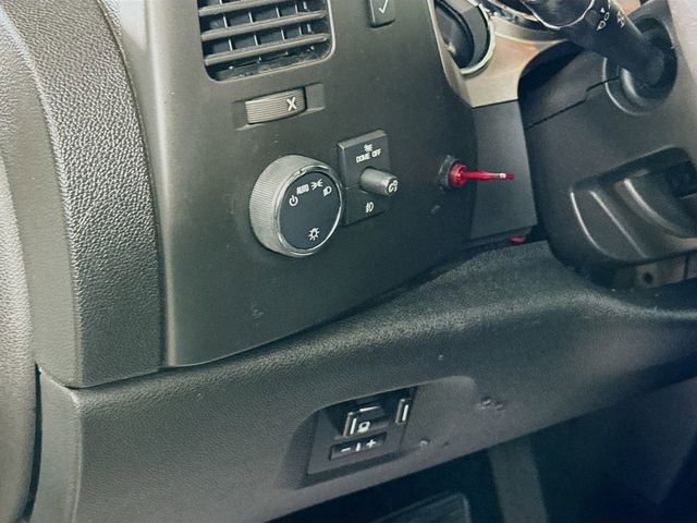 Used 2014 Chevrolet Silverado 2500 LT w/ Z71 Appearance Package image 12