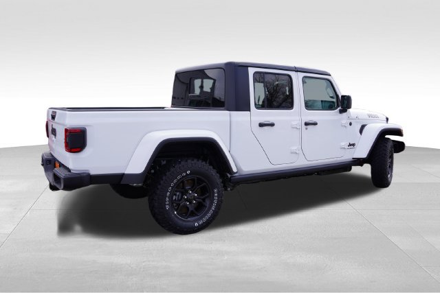 New 2026 Jeep Gladiator Sport AWD/4WD image 4