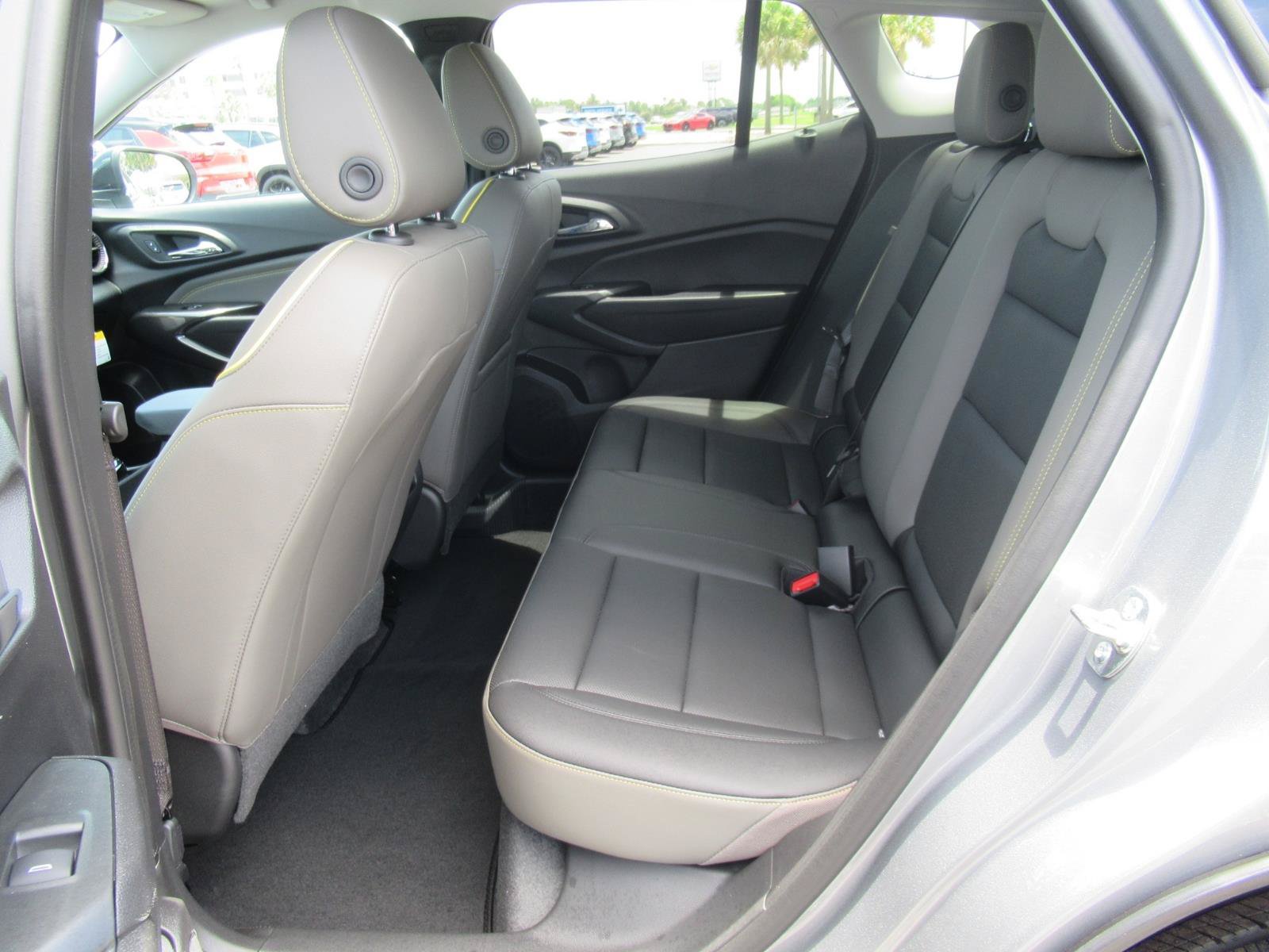 New 2026 Chevrolet Trax ACTIV w/ Driver Confidence Package FWD image 28
