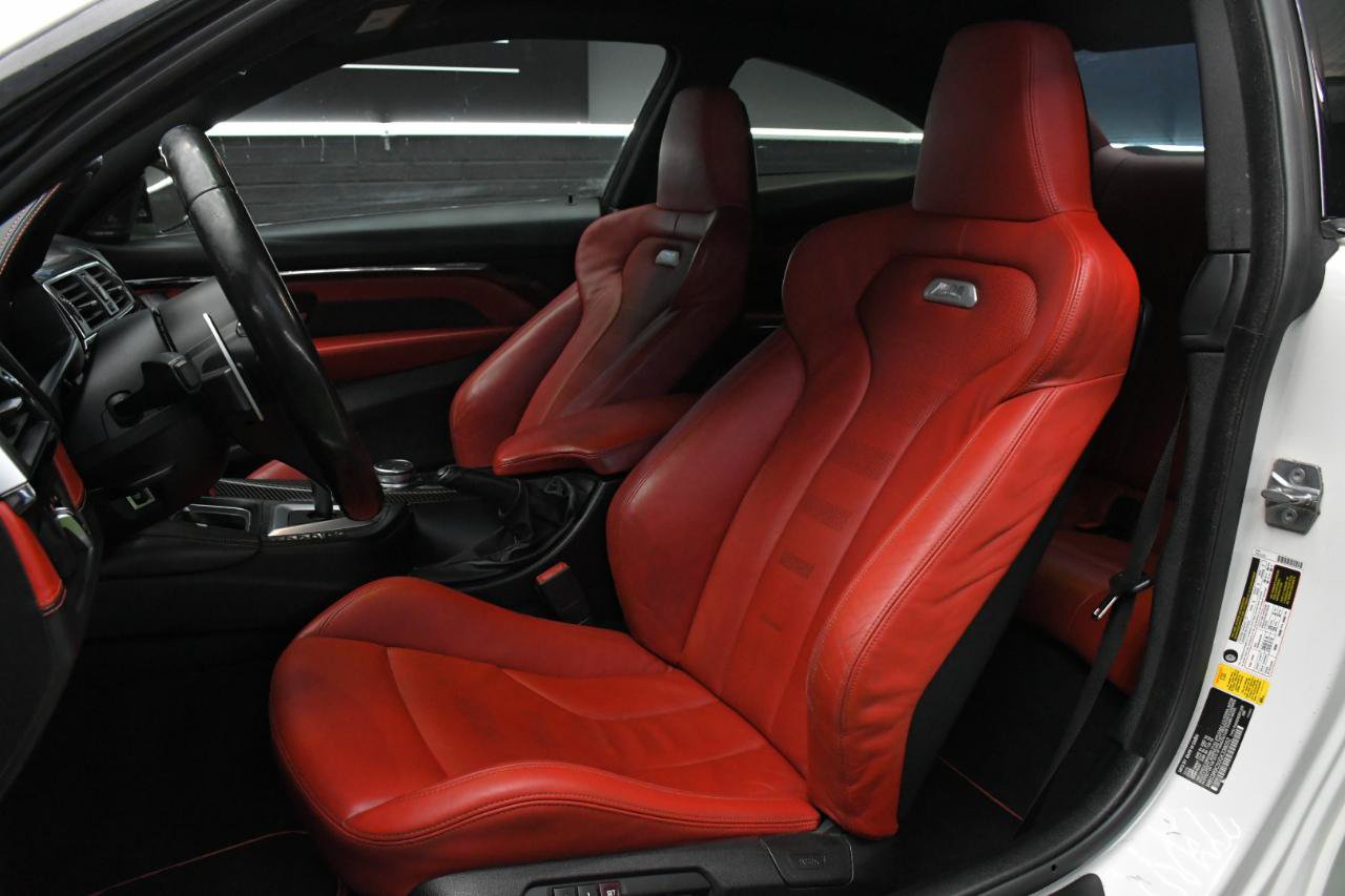 Used 2016 BMW M4 Coupe w/ Executive Package RWD image 24