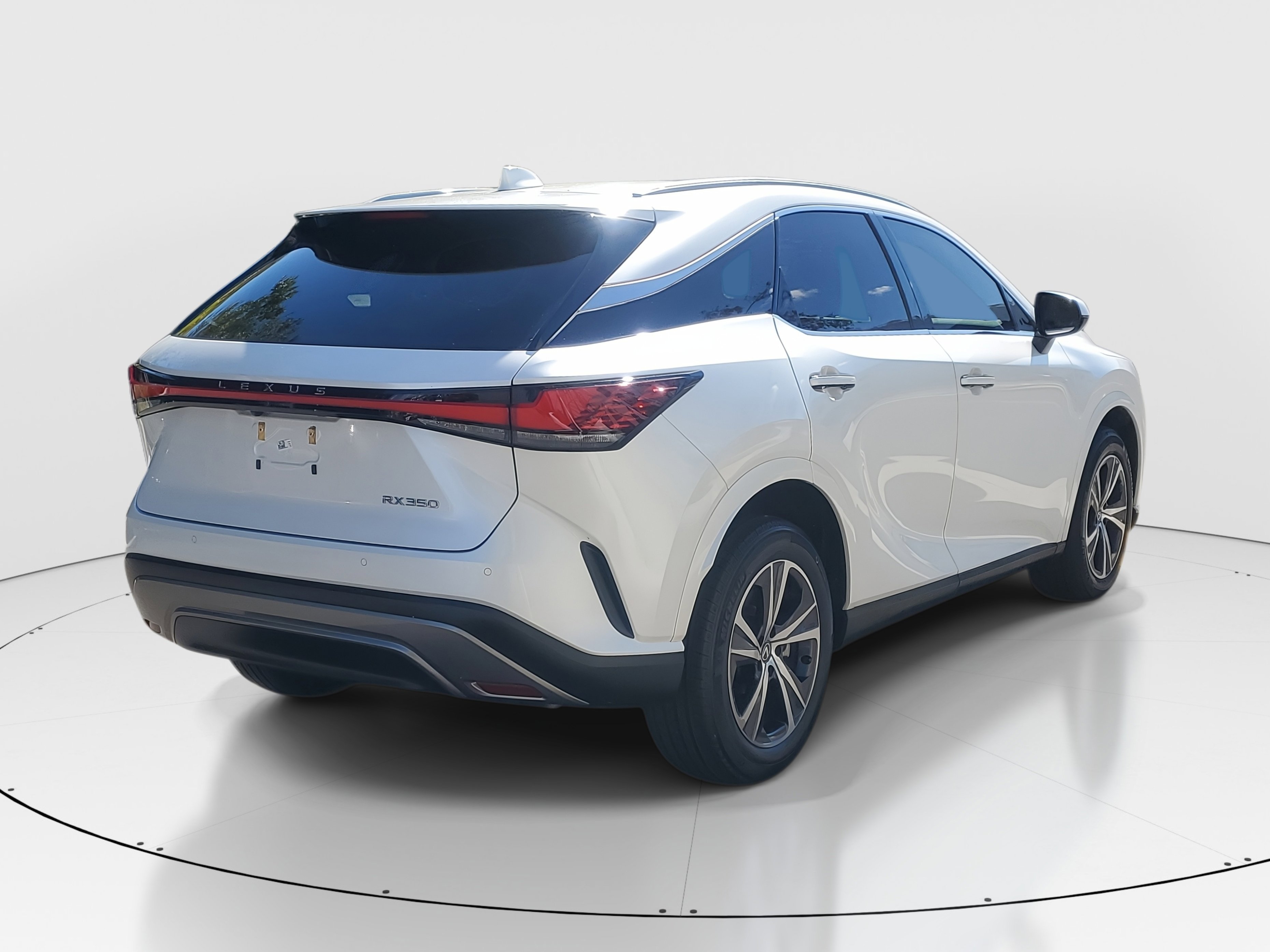 Used 2023 Lexus RX 350 Premium w/ Accessory Package (Z1) image 7