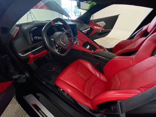 Used 2021 Chevrolet Corvette Stingray Premium Conv w/ Z51 Performance Package RWD image 27