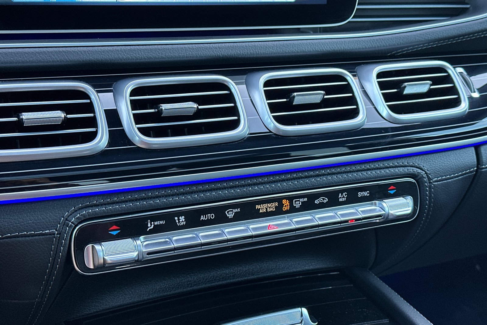 Certified 2025 Mercedes-Benz GLS 580 4MATIC image 22