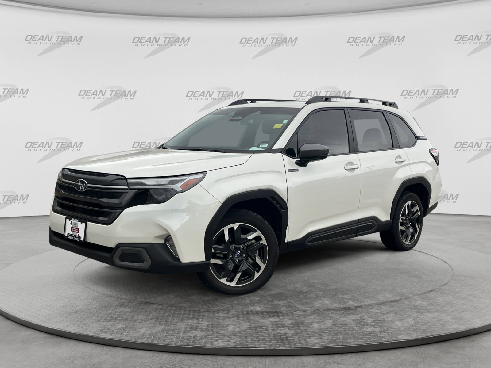 Certified 2025 Subaru Forester Limited AWD/4WD image 3