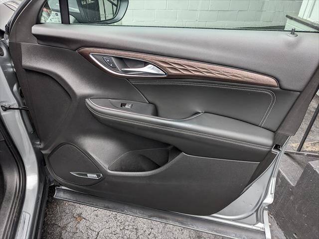 Used 2023 Buick Envision Avenir AWD/4WD image 22