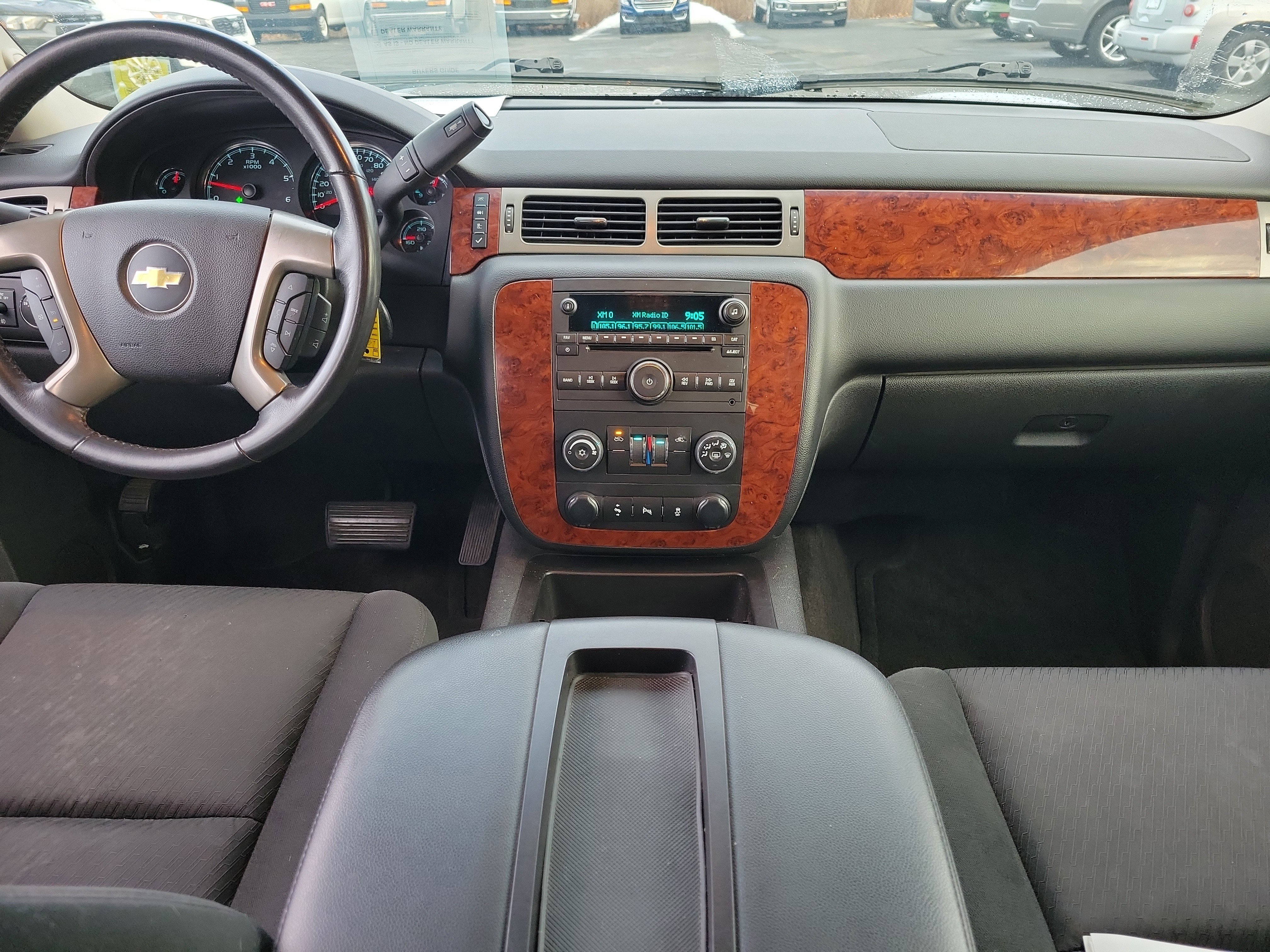 Used 2013 Chevrolet Avalanche LS w/ All-Star Edition image 9