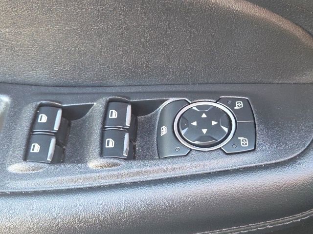 Certified 2024 Ford Edge SE w/ Black Appearance Package image 26