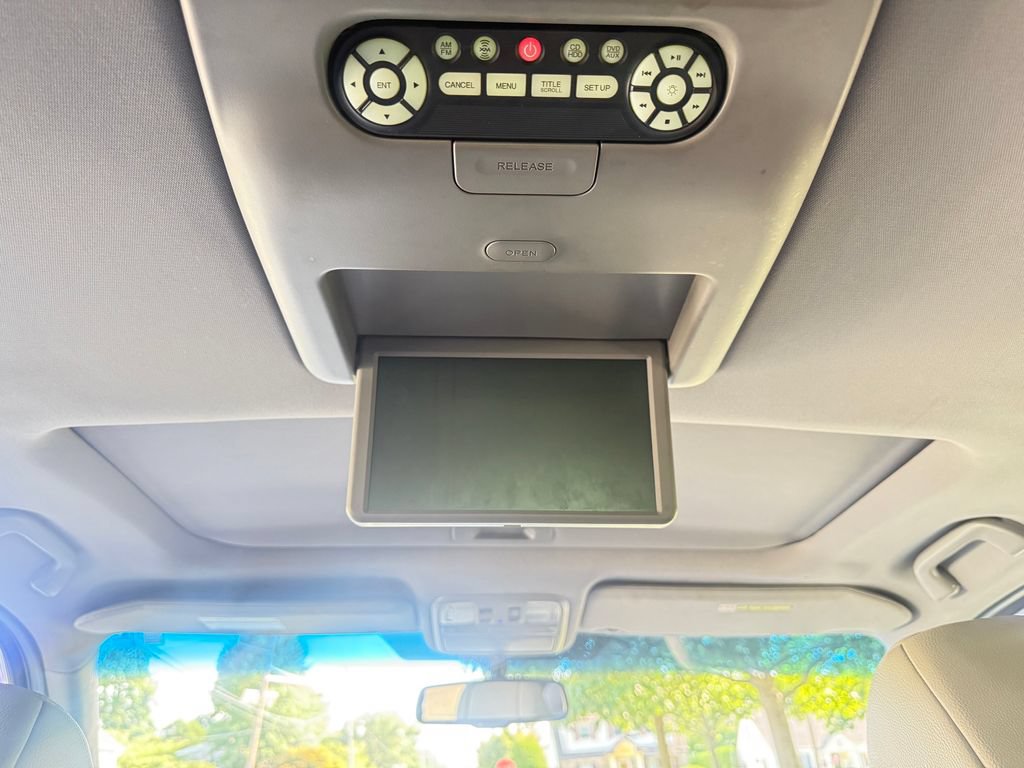 Used 2012 Honda Pilot Touring image 27