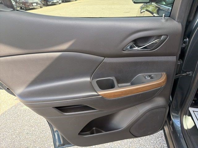 Used 2019 GMC Acadia SLE w/ Driver Alert Package I FWD image 13
