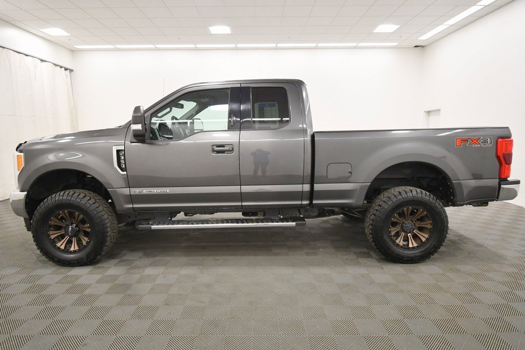 Used 2018 Ford F350 Lariat w/ FX4 4x4 Off Road Package image 4