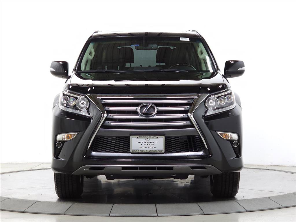 Used 2017 Lexus GX 460 image 2