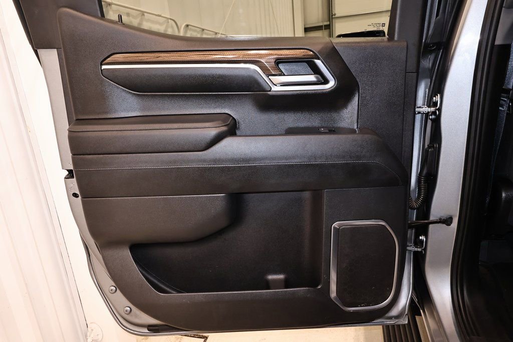 Used 2024 Chevrolet Silverado 1500 LT image 15