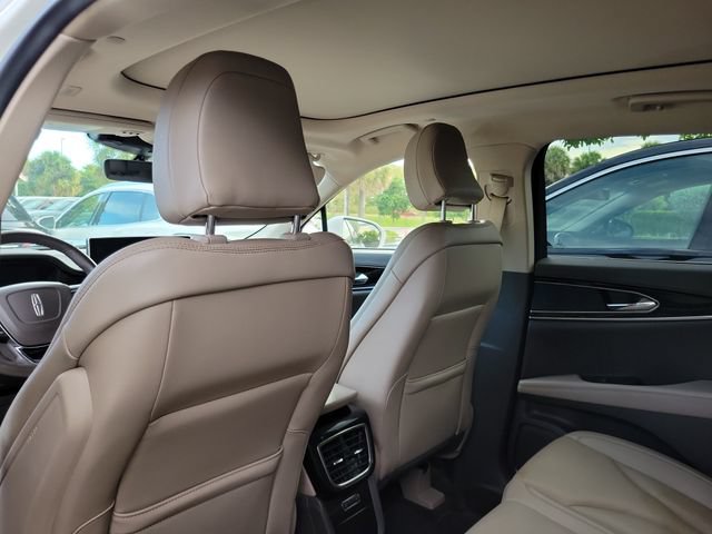 Certified 2022 Lincoln Nautilus Reserve FWD image 10