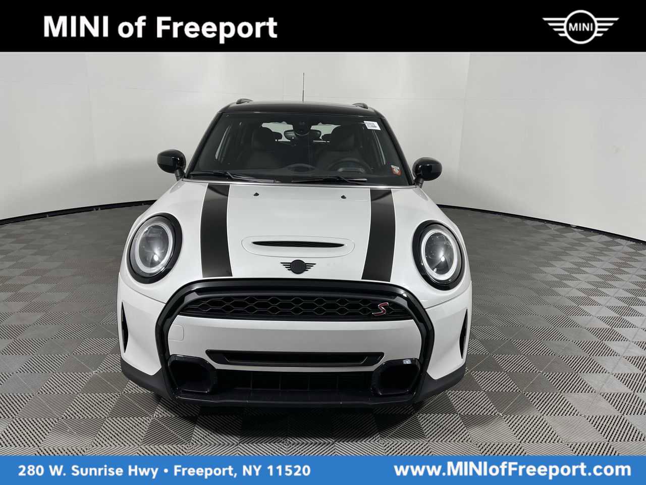 Certified 2023 MINI Cooper S w/ Signature Upholstery Package FWD image 1
