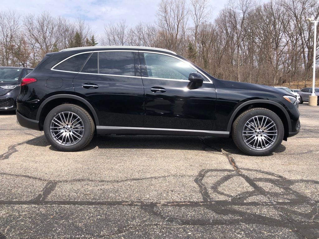 New 2026 Mercedes-Benz GLC 300 4MATIC image 8