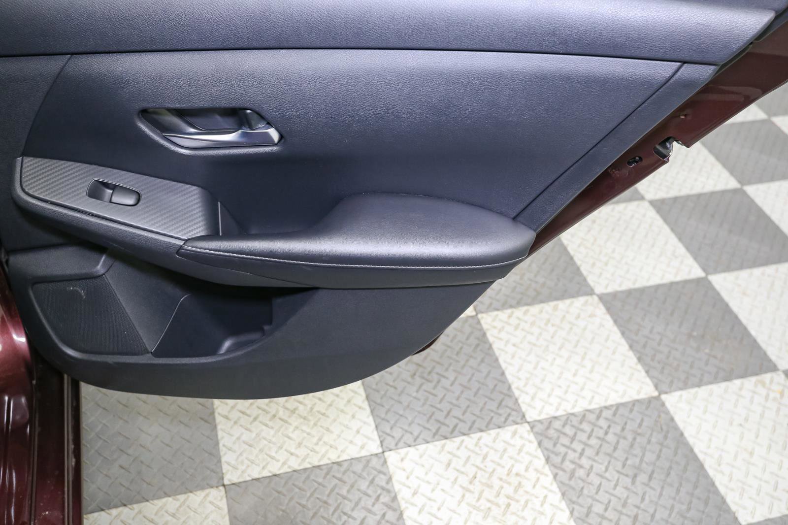 Used 2021 Nissan Sentra SV image 18