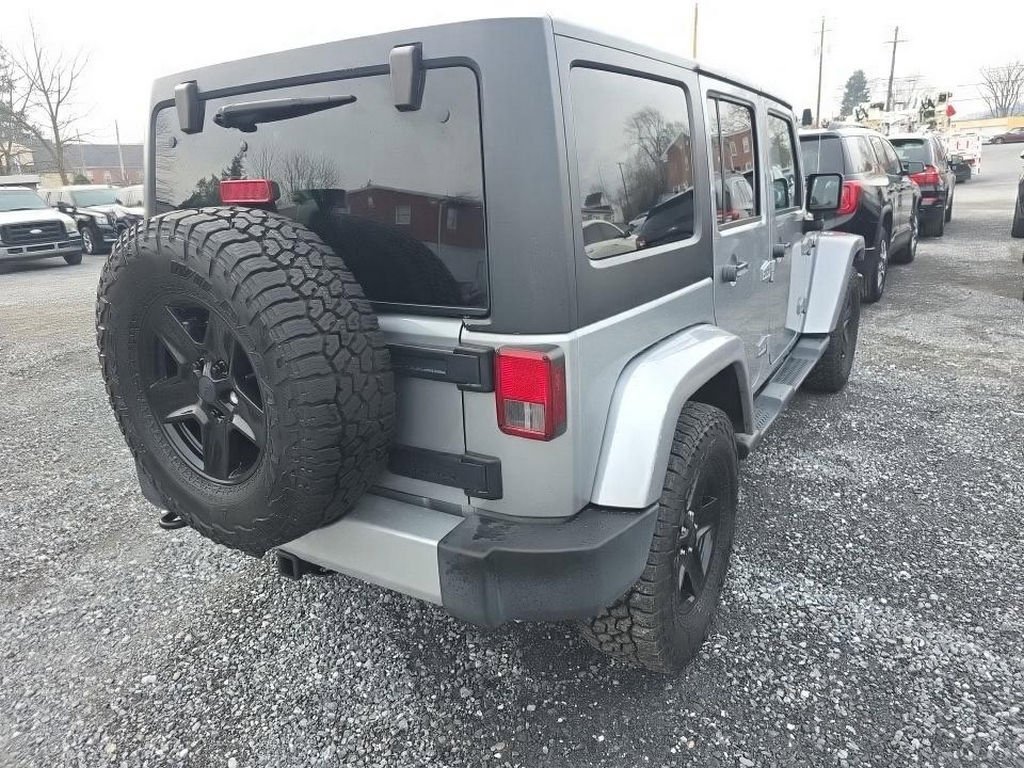 Used 2014 Jeep Wrangler Unlimited Sahara w/ Connectivity Group image 4