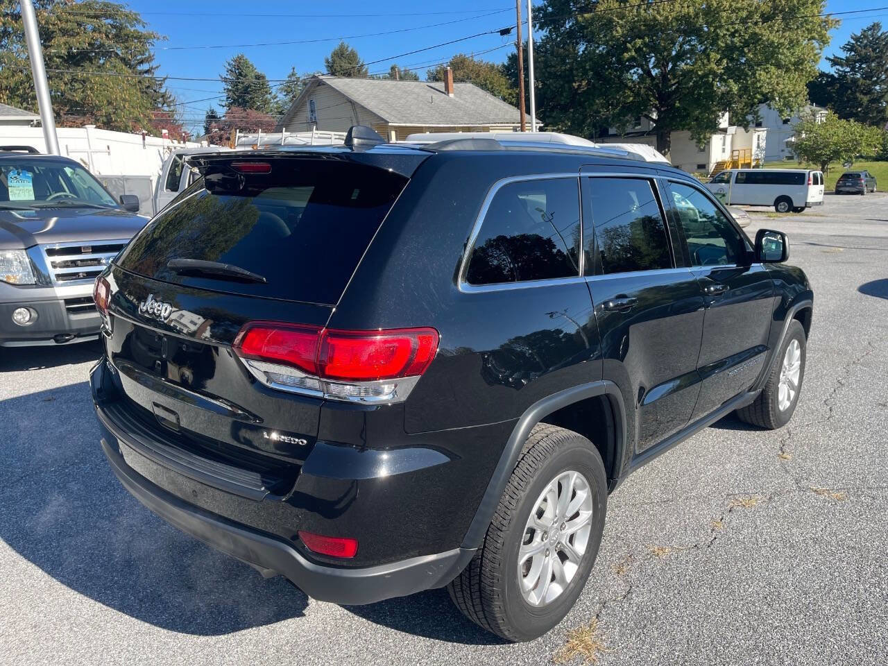 Used 2021 Jeep Grand Cherokee Laredo X image 6