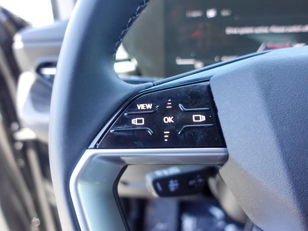 Used 2025 Audi Q5 Premium w/ Convenience Package AWD/4WD image 21