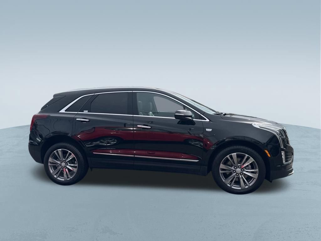 Used 2025 Cadillac XT5 Premium Luxury image 9