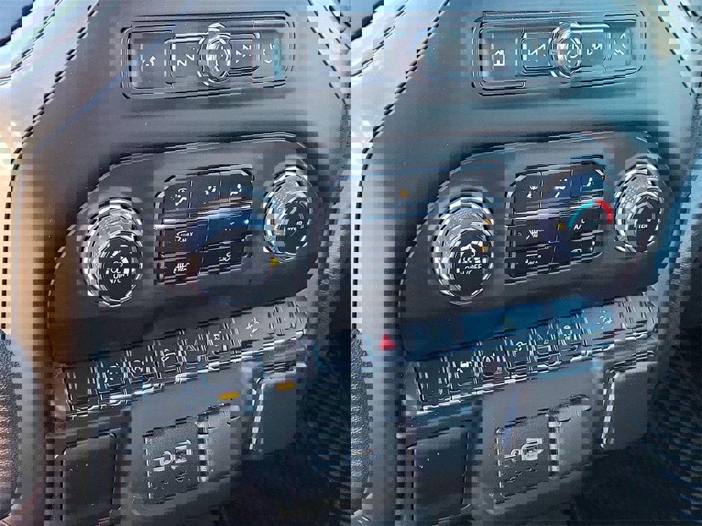 Certified 2024 Chevrolet Silverado 1500 Custom Trail Boss w/ Turbomax Blackout Package image 26