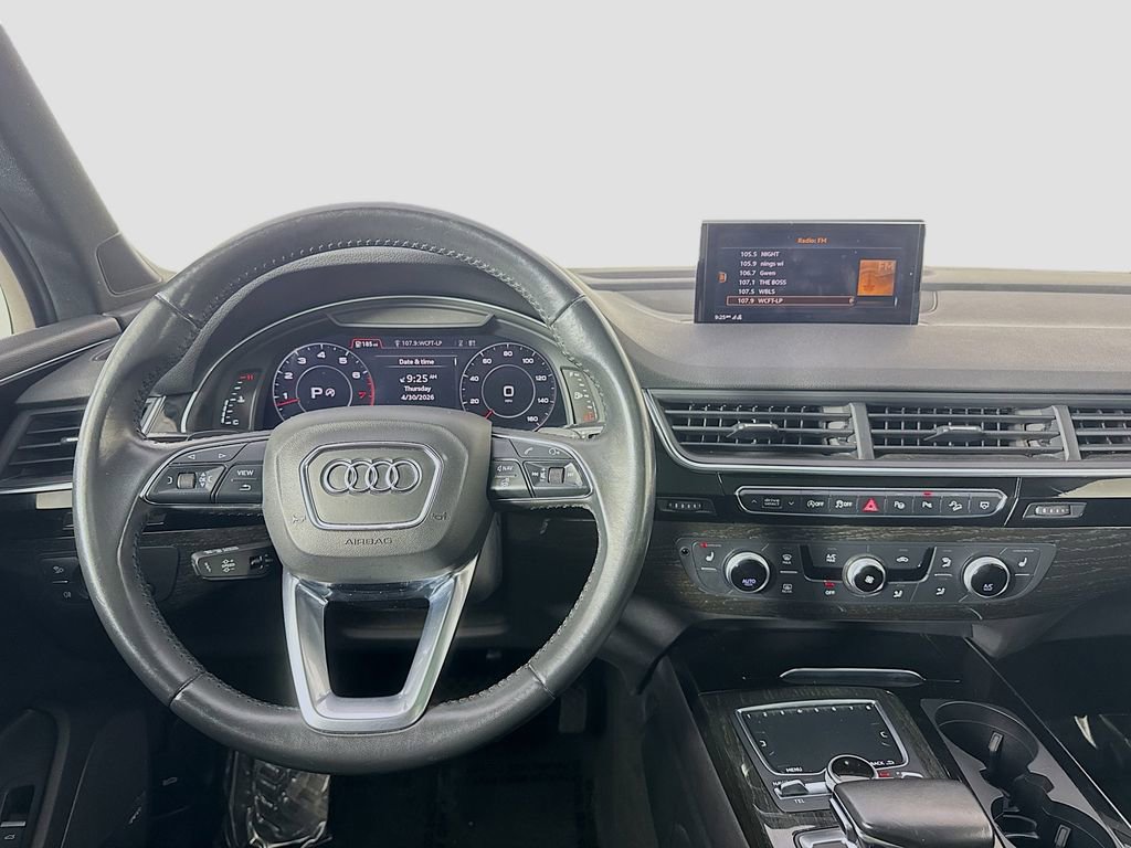 Used 2019 Audi Q7 3.0T Premium Plus w/ Premium Plus Package AWD/4WD image 28