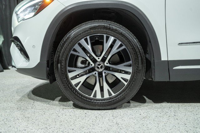Certified 2025 Mercedes-Benz GLA 250 4MATIC image 7
