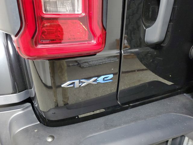 Used 2024 Jeep Wrangler Unlimited Rubicon 4xe image 6