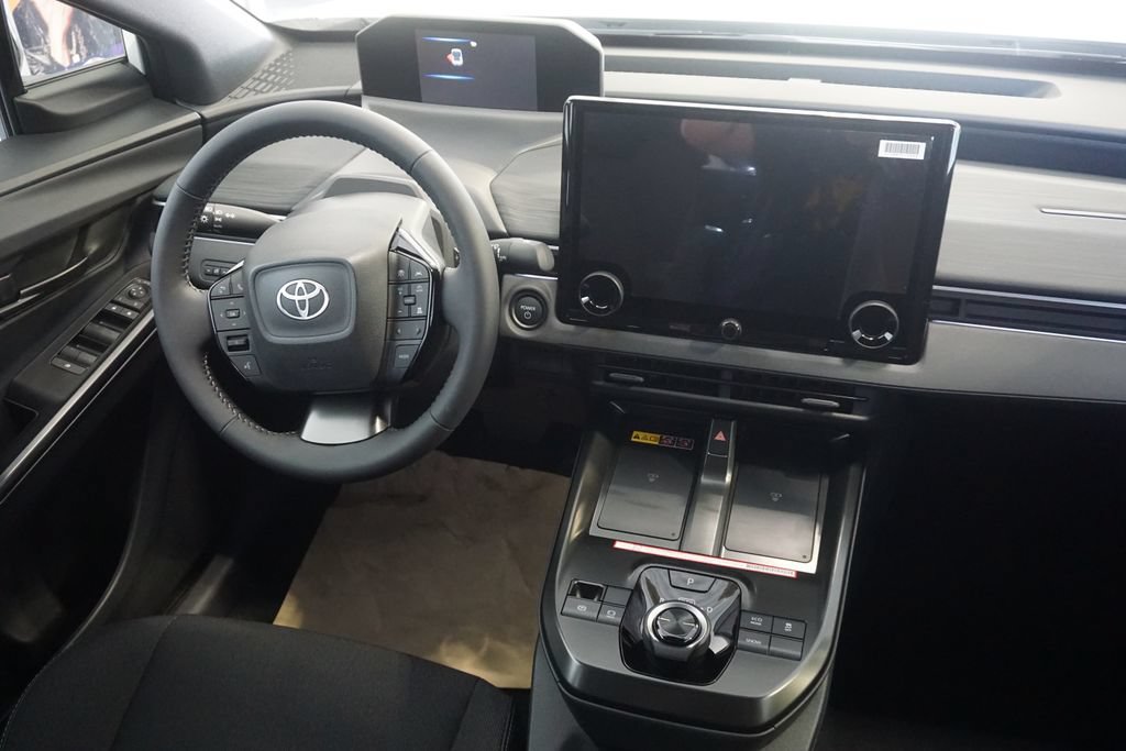 New 2026 Toyota C-HR AWD/4WD image 29