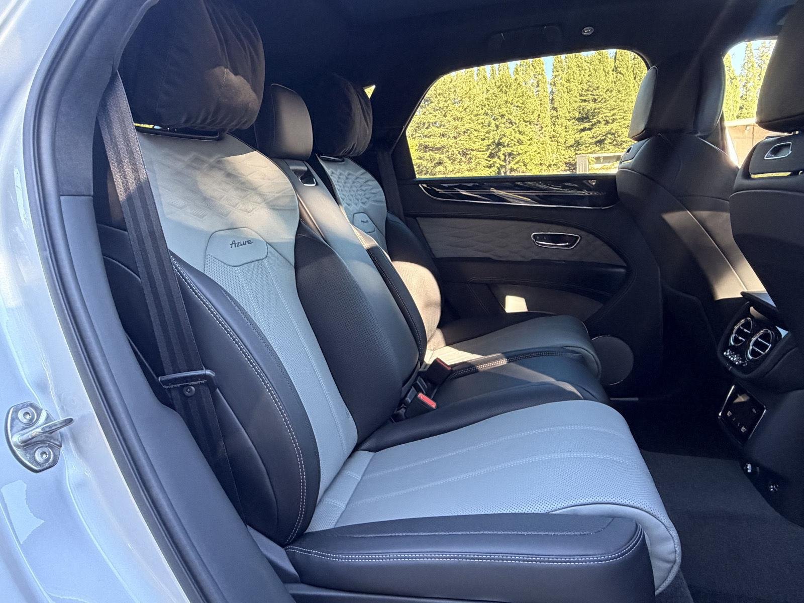 New 2027 Bentley Bentayga AWD/4WD image 16