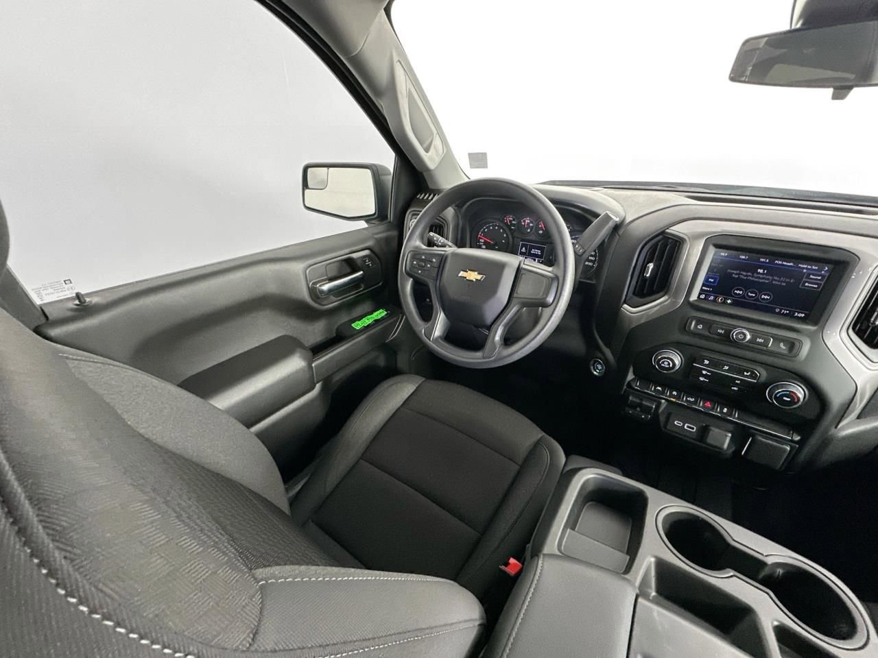 Used 2024 Chevrolet Silverado 1500 Custom AWD/4WD image 11