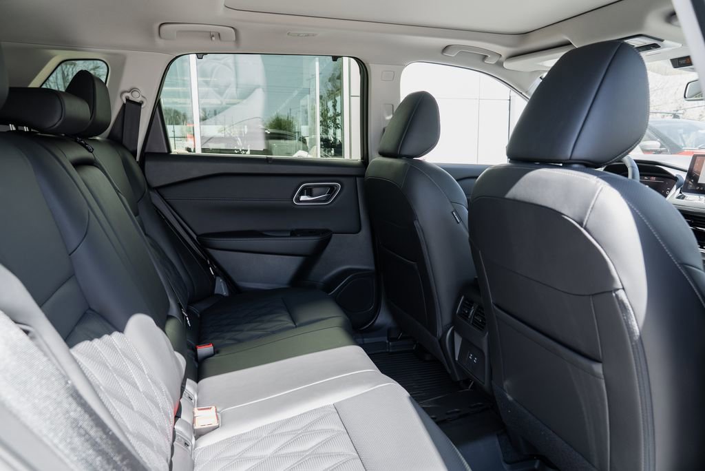 New 2026 Nissan Rogue Platinum AWD/4WD image 28