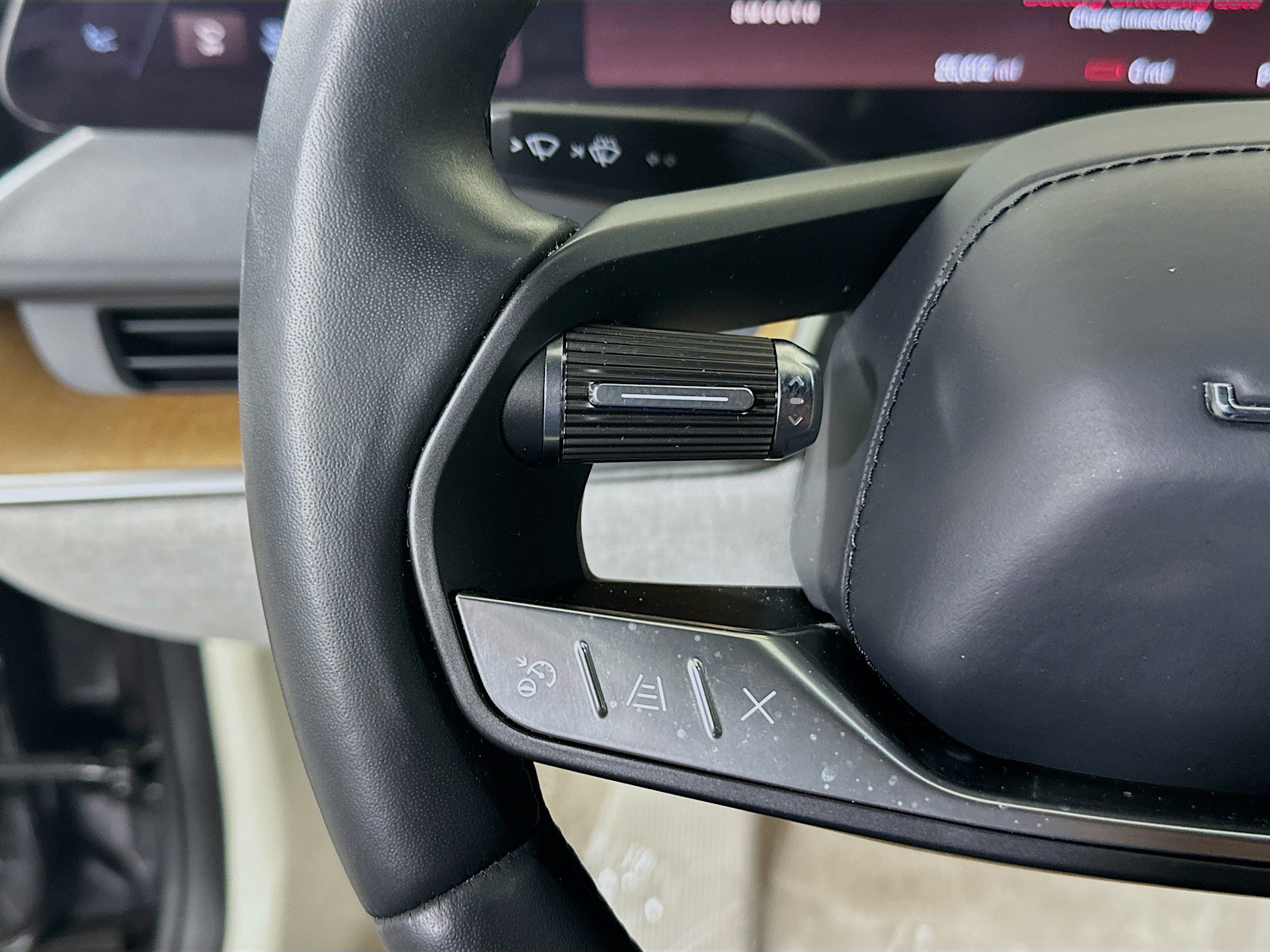 Used 2024 Lucid Air Touring AWD/4WD image 16