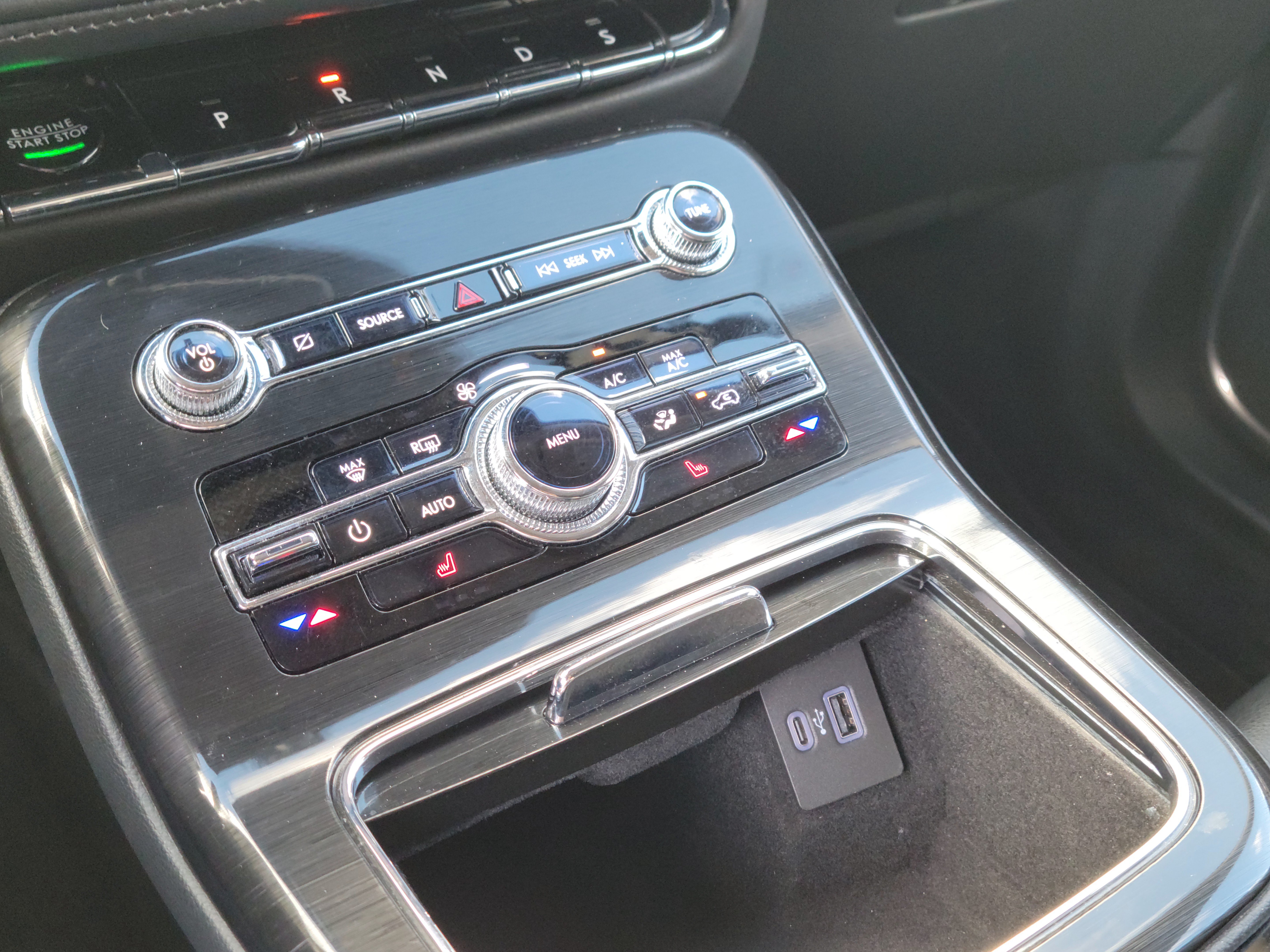 Certified 2023 Lincoln Nautilus AWD w/ Premium Package image 20
