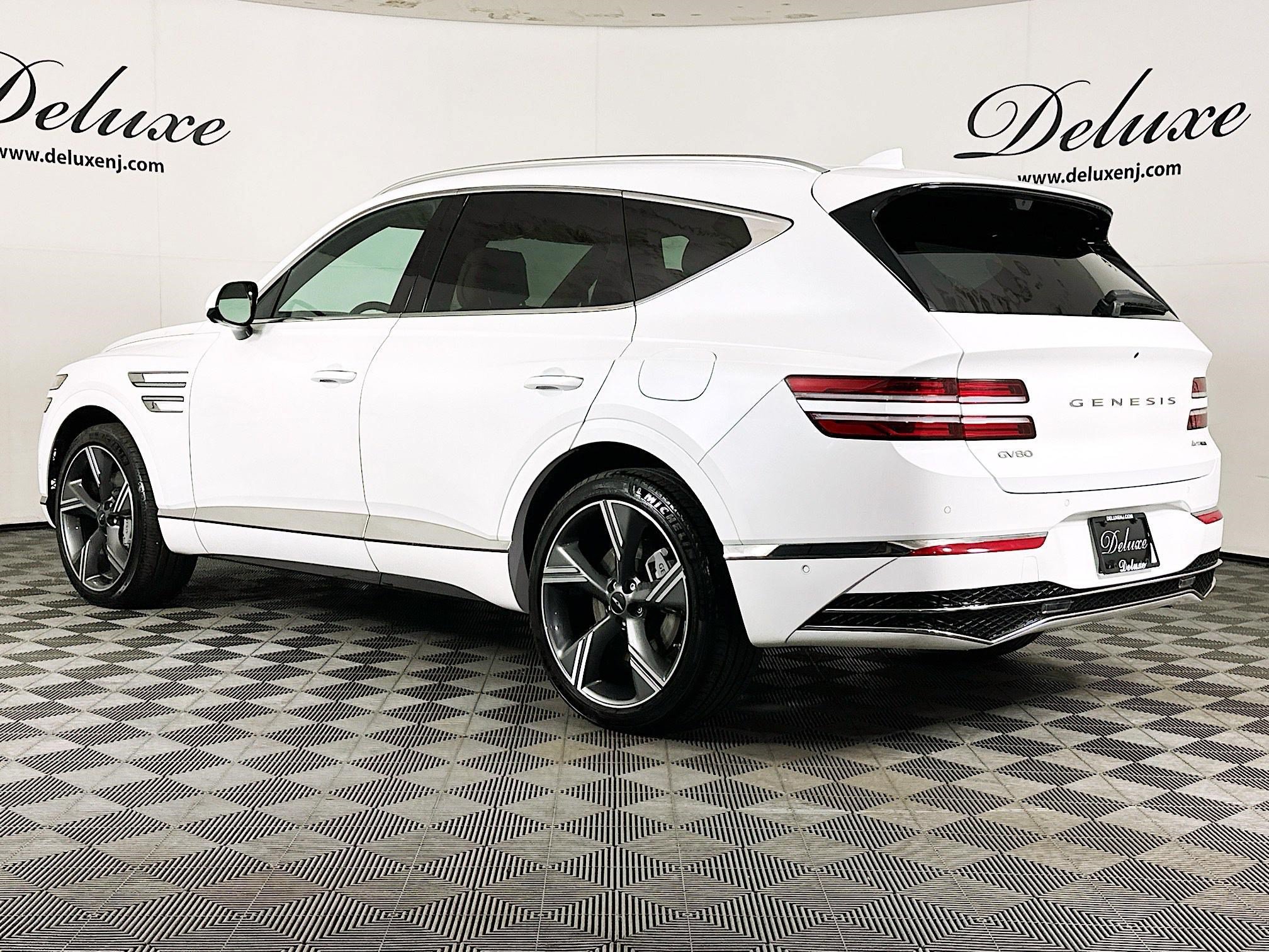 Used 2025 Genesis GV80 3.5T Prestige AWD/4WD image 4