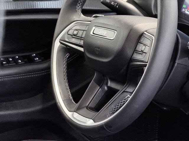 Certified 2024 Jeep Grand Cherokee Altitude image 15