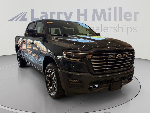 New 2027 RAM 1500 Laramie w/ Laramie Preferred Package AWD/4WD image 7