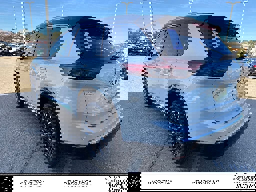 New 2026 Nissan Rogue Platinum image 12