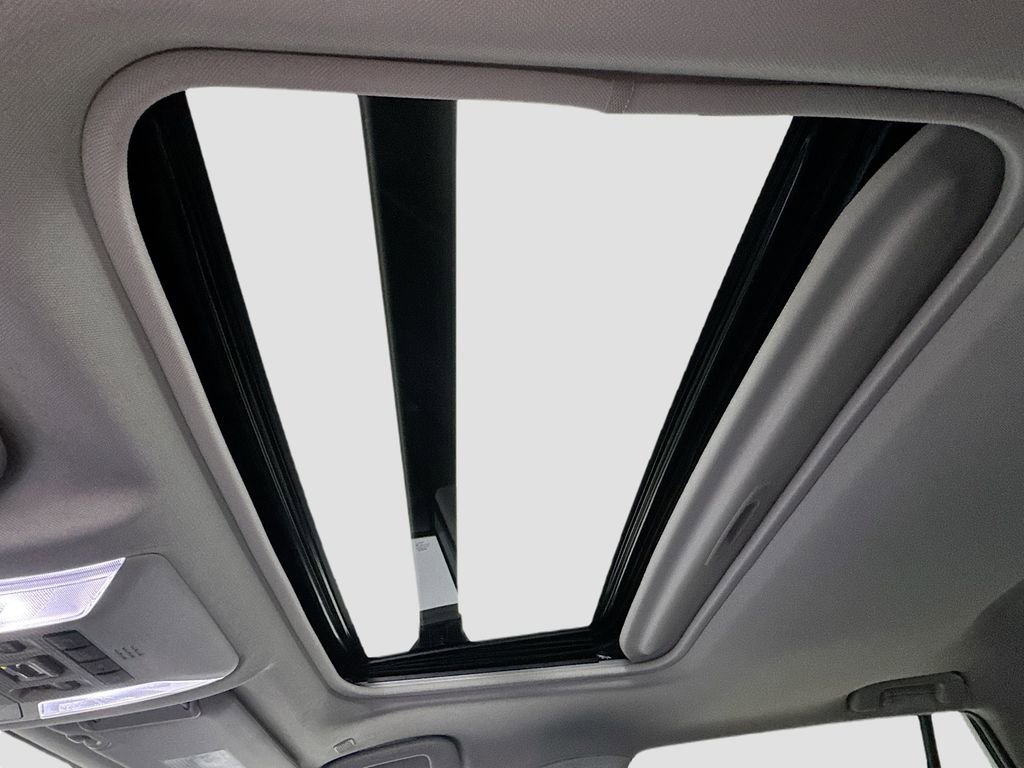 Used 2023 Toyota RAV4 XLE Premium AWD/4WD image 12